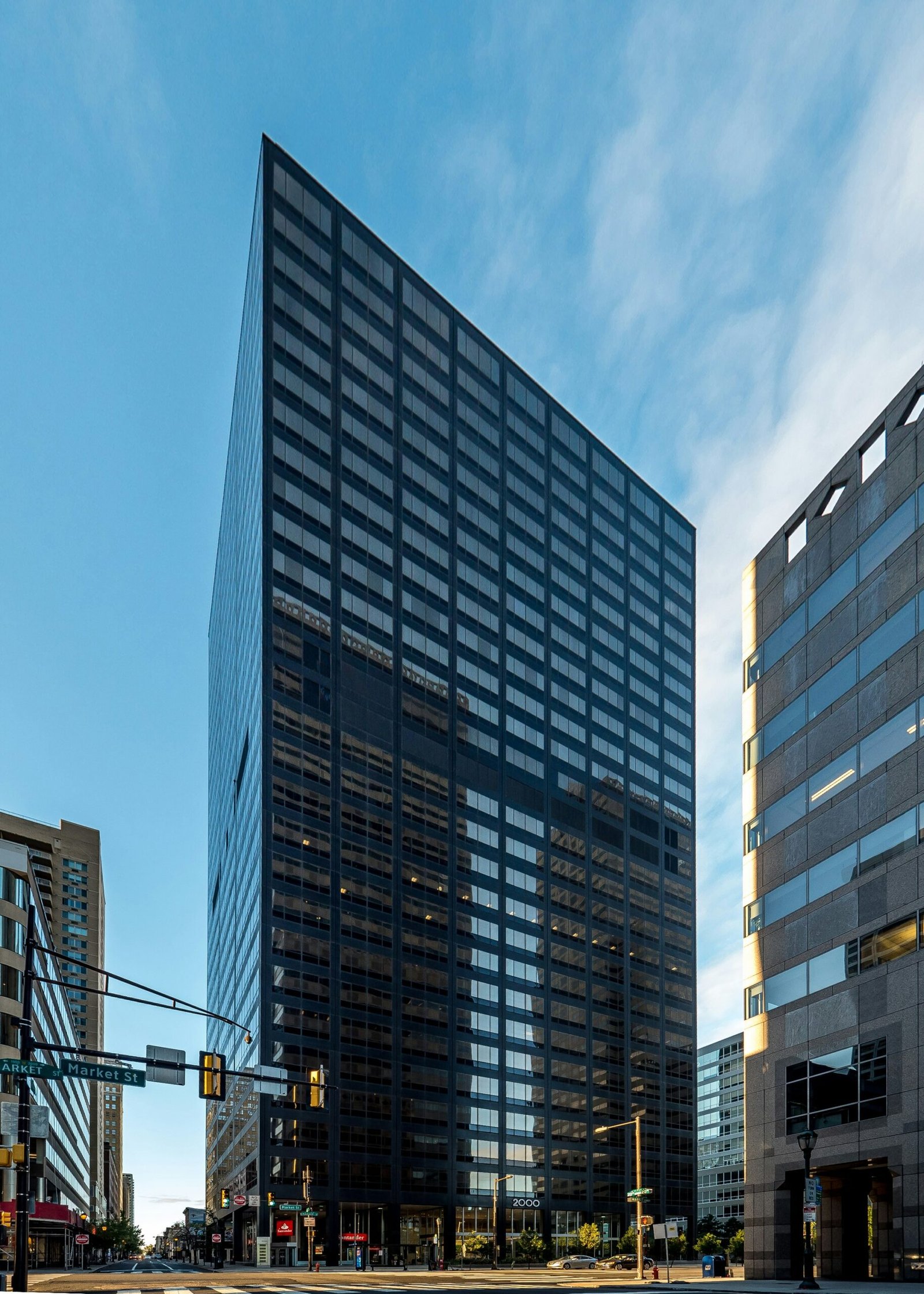 imgi_85_6af55d33-069d-485b-937d-afd24ef03dd8_2000Market2