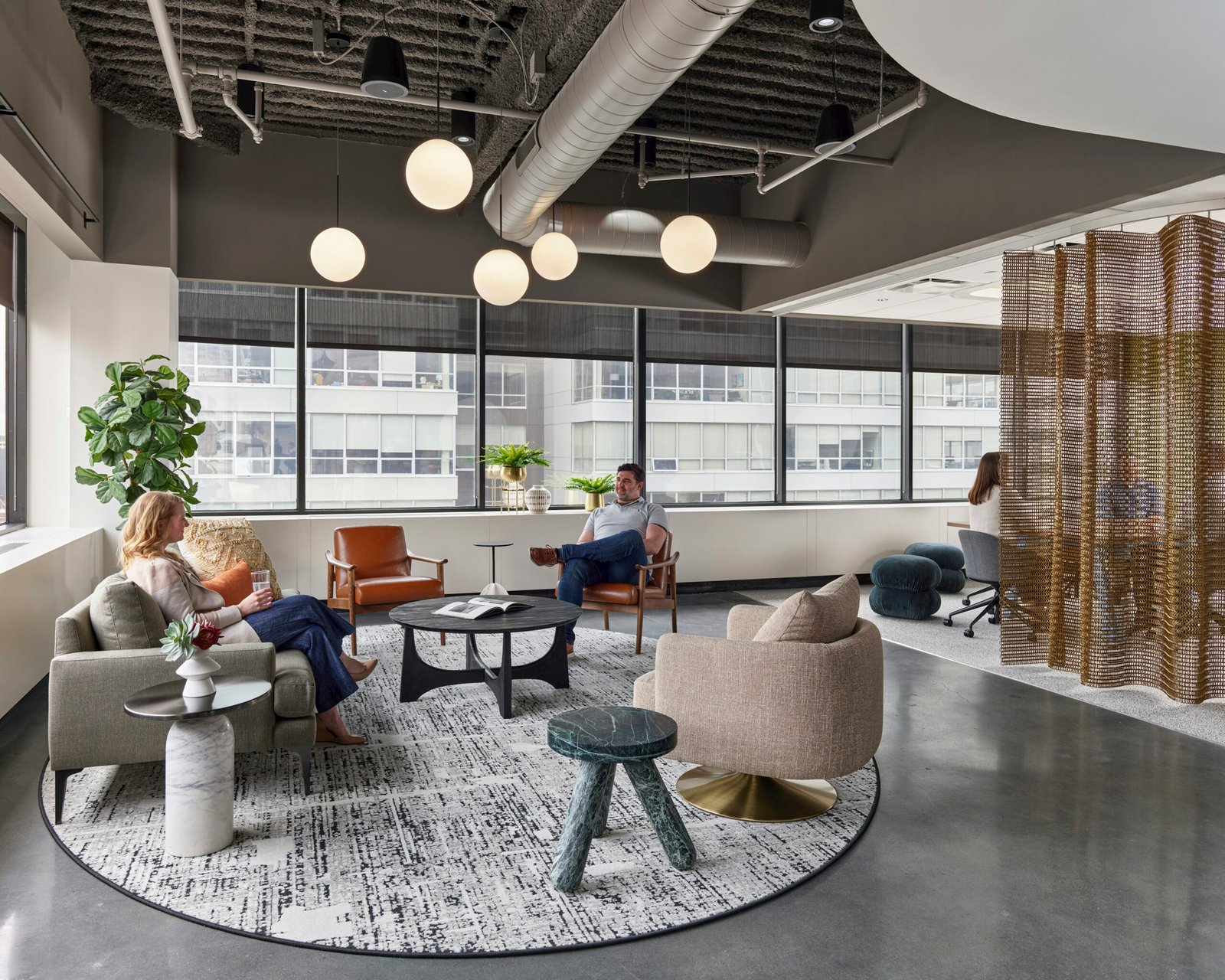 imgi_87_aEZOz7h8WN-LV4dI_240427_106457